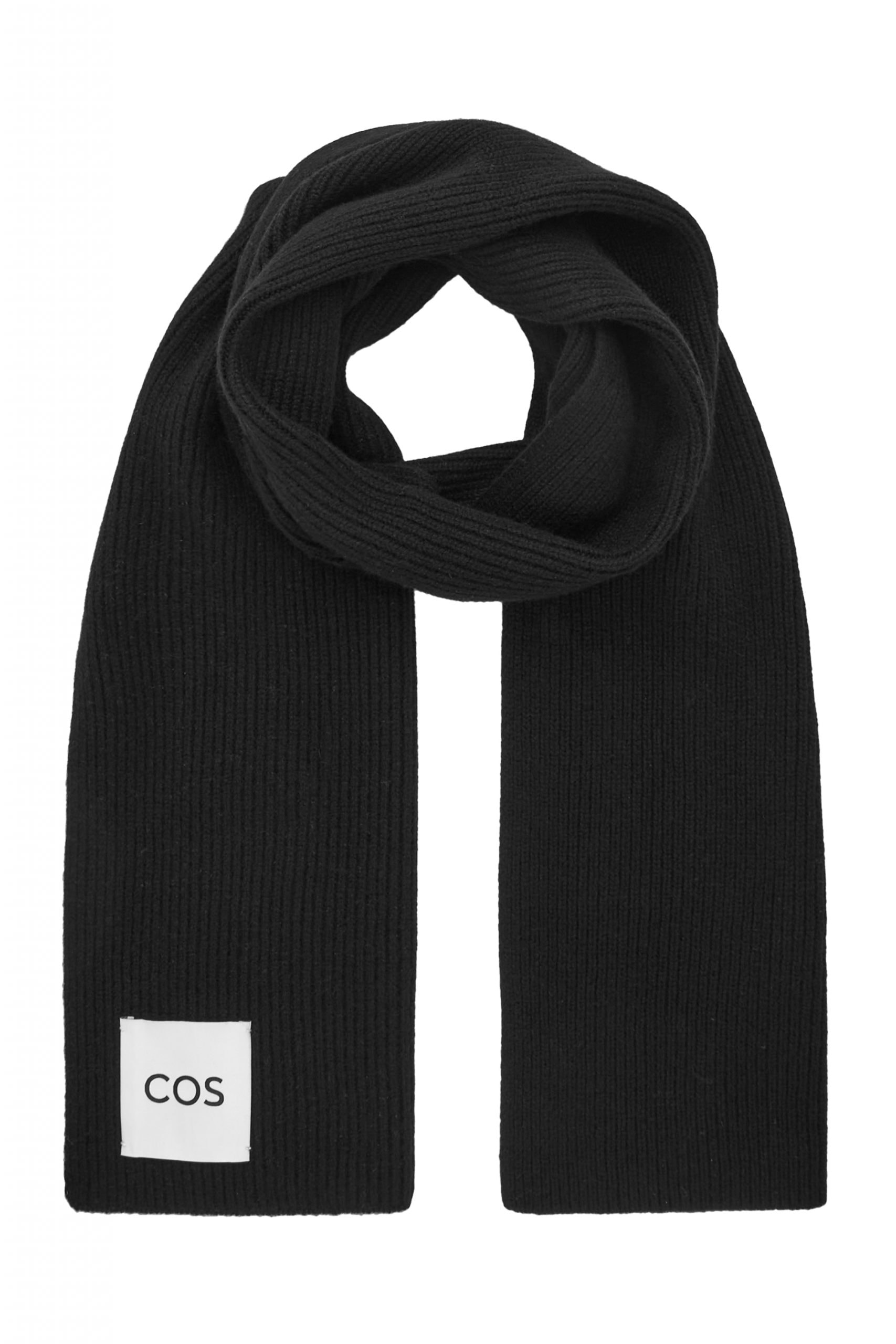 COS 2022 Winter collection