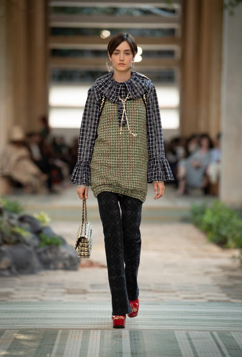 CHANEL 2023 Métiers d’art 工坊大秀，創意總監 Virginie Viard 重啟 70 復古年代！