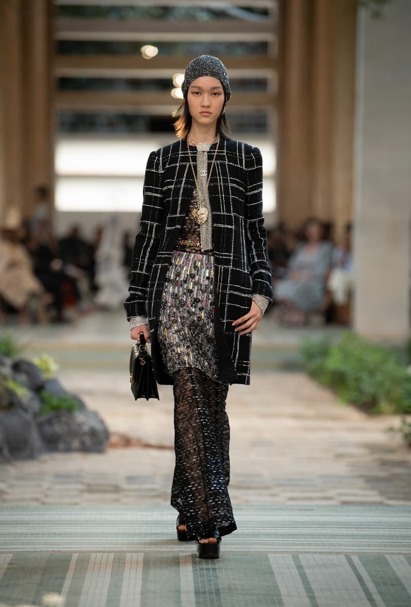 CHANEL 2023 Métiers d’art 工坊大秀，創意總監 Virginie Viard 重啟 70 復古年代！