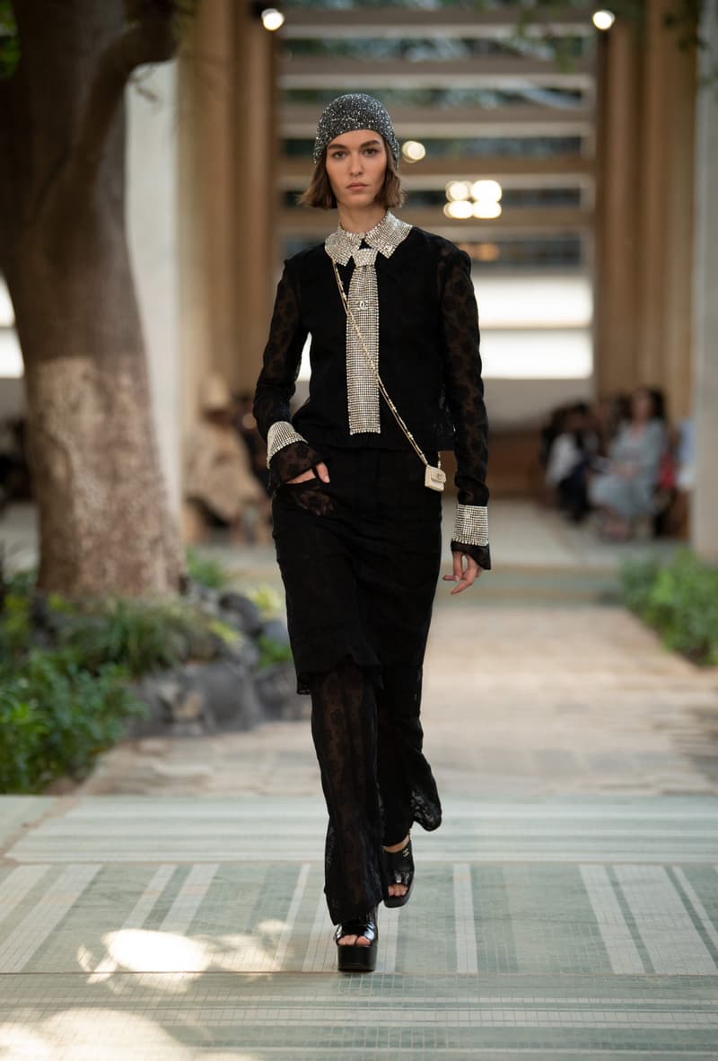 CHANEL 2023 Métiers d’art 工坊大秀，創意總監 Virginie Viard 重啟 70 復古年代！