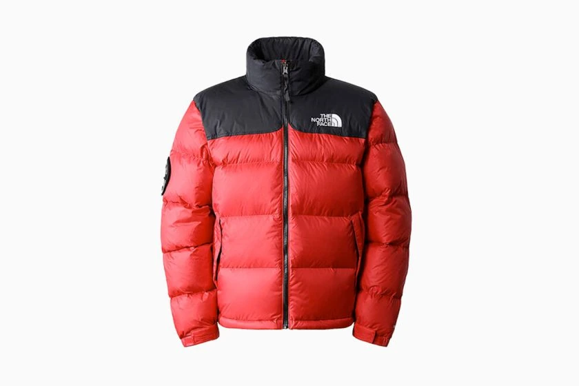 Kendall、Hailey、Emily 偷翻名人衣櫃：不是聯名也時髦，請瞄準 The North Face Nuptse 羽絨外套！