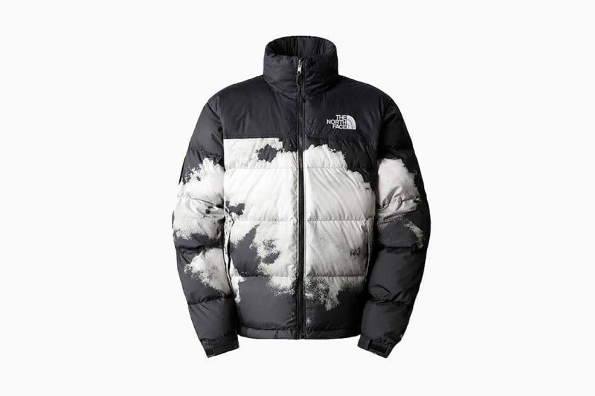 Kendall、Hailey、Emily 偷翻名人衣櫃：不是聯名也時髦，請瞄準 The North Face Nuptse 羽絨外套！