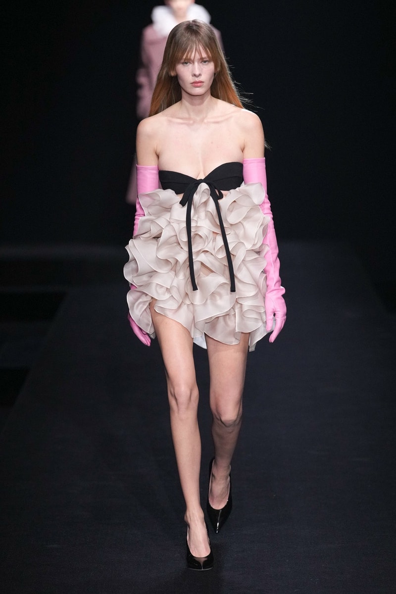 Valentino 2023ss the haute couture