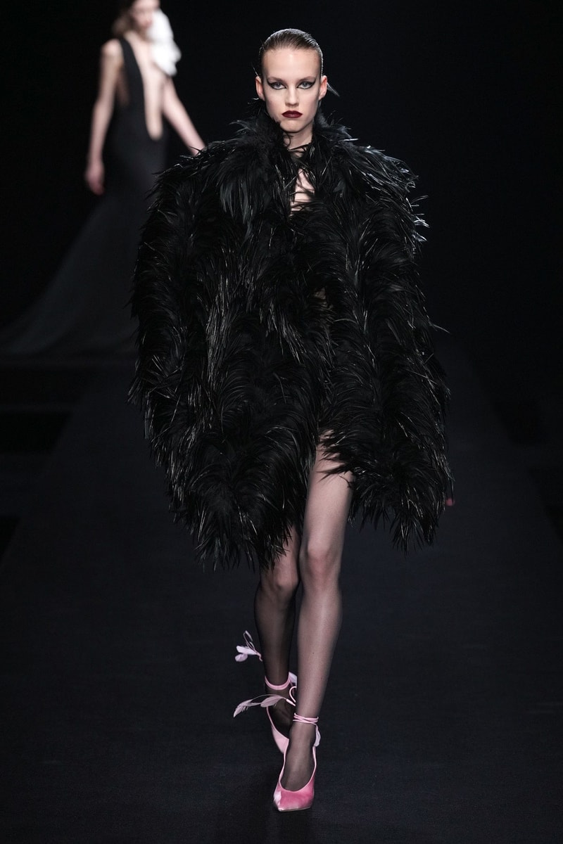 Valentino 2023ss the haute couture