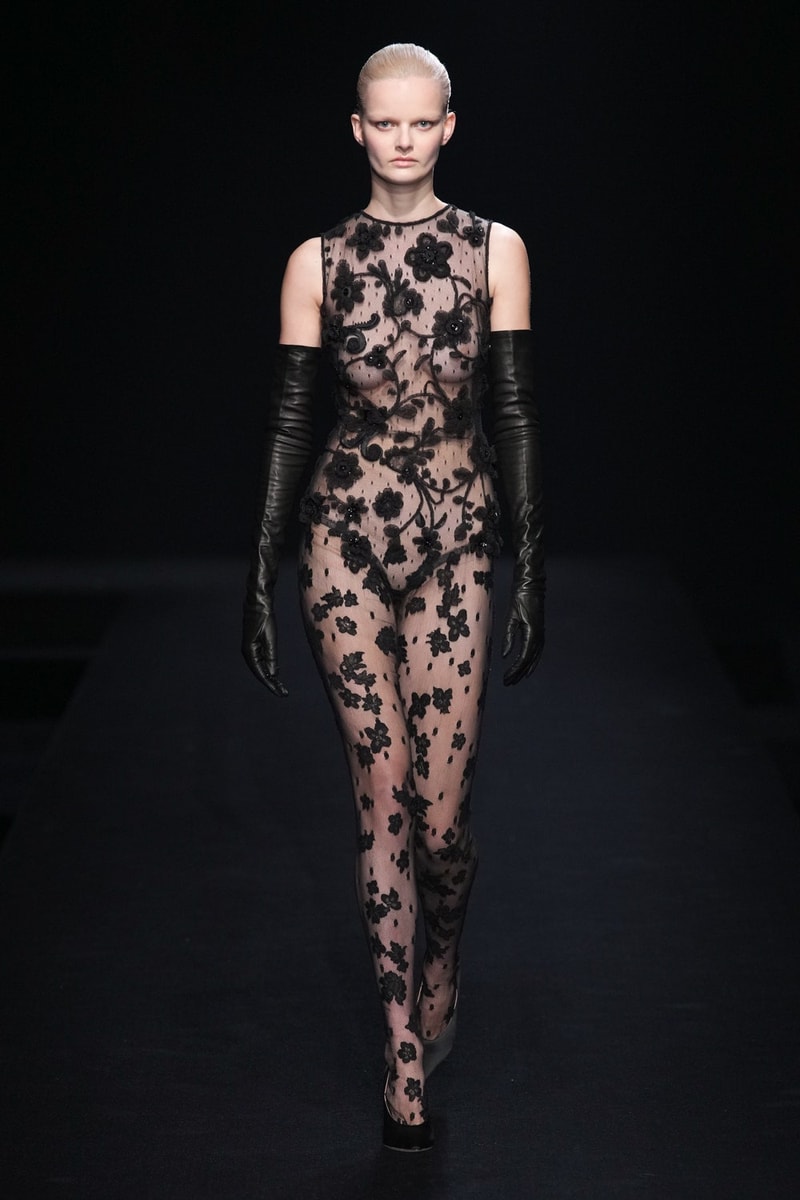 Valentino 2023ss the haute couture