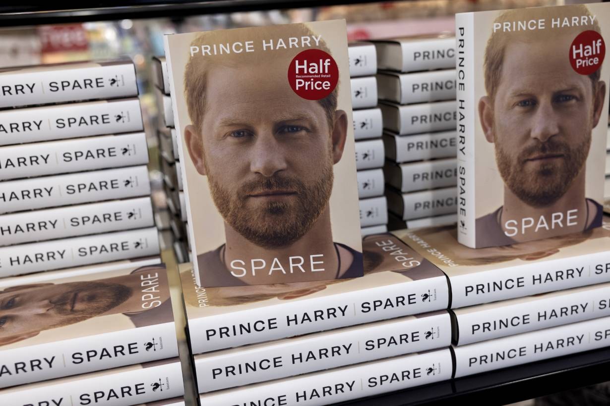 哈利王子 Prince Harry Spare 梅根 Netflix 健力士世界紀錄 哈利王子與梅根 王室 Royal Family