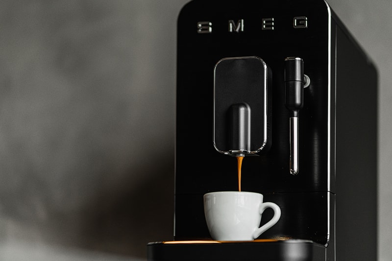 Smeg Coffee Espresso Machine Black release date