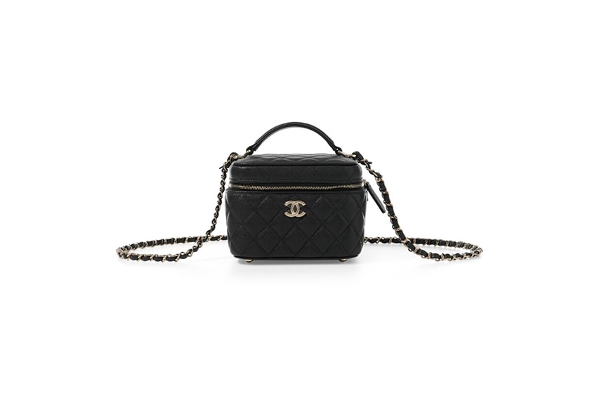 BLACKPINK Jennie Chanel handbags outfit idea