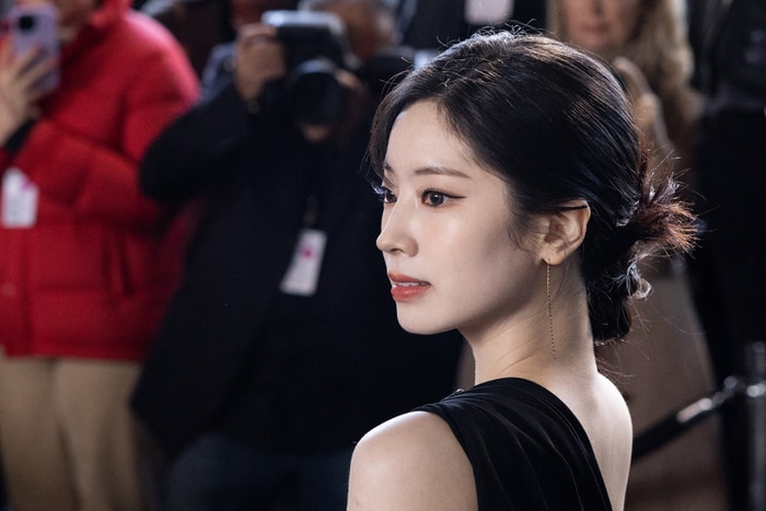 NYFW:成為大使的節奏?Twice 多賢再現身 Michael Kors 大秀,成熟魅力滿分!