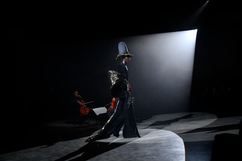 LFW London Fashion Week 倫敦時裝週 FW23 2023 秋冬系列 時裝展 時裝週 Harris Reed