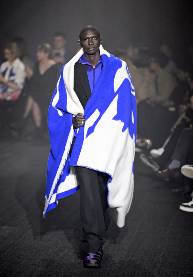 LFW London Fashion Week 倫敦時裝週 FW23 2023 秋冬系列 時裝展 時裝週 Daniel Lee Burberry