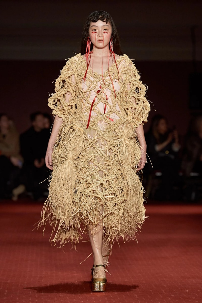 simone rocha 2023 aw Lughnasadh show report story irish myth looks