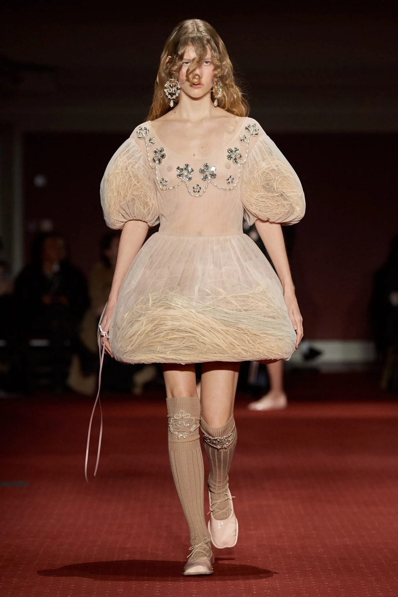 simone rocha 2023 aw Lughnasadh show report story irish myth looks