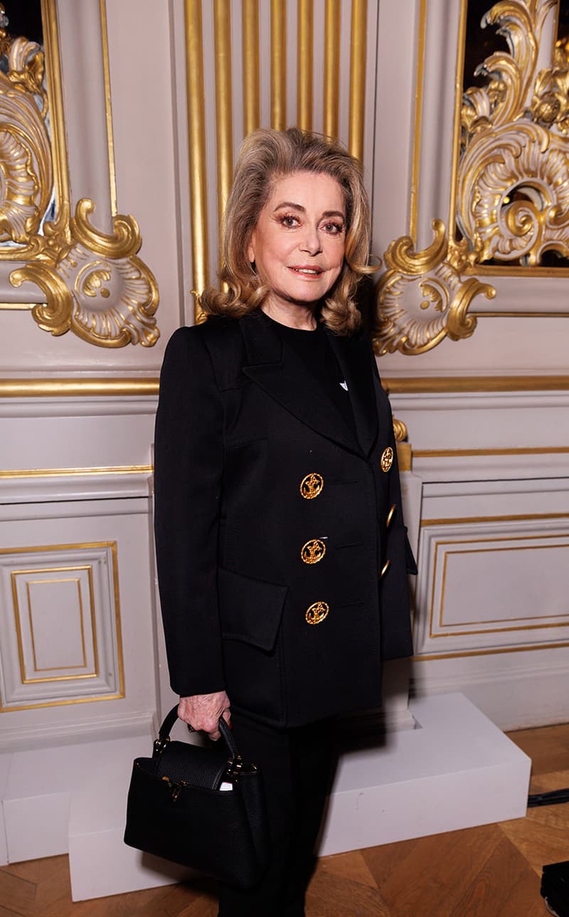 Louis Vuitton 2023 fw Celebrities Zendaya KOKI NewJeans HYEIN Emma Stone Bae Doo Na