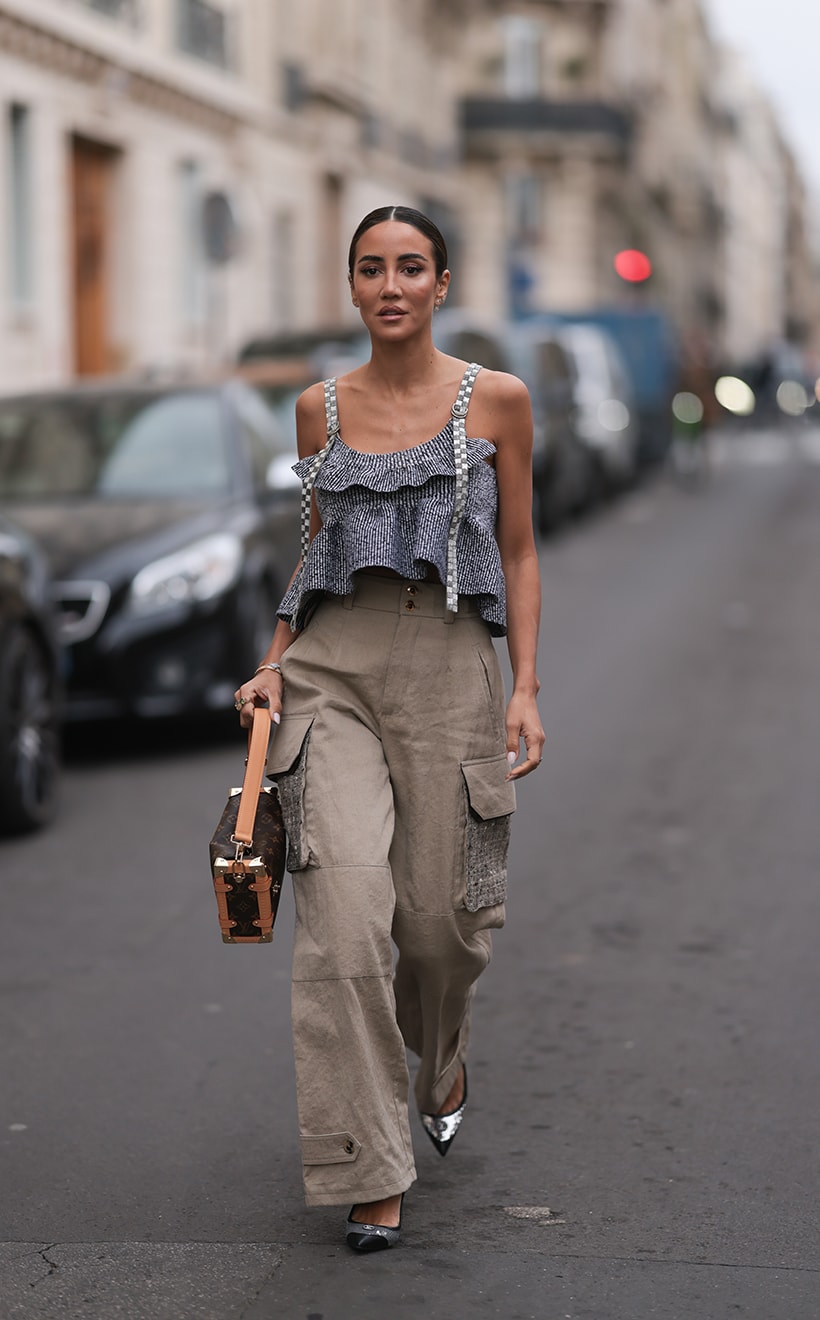 Streetsnaps Paris Fashion Week Street Style 2023 fw Spring Outfit