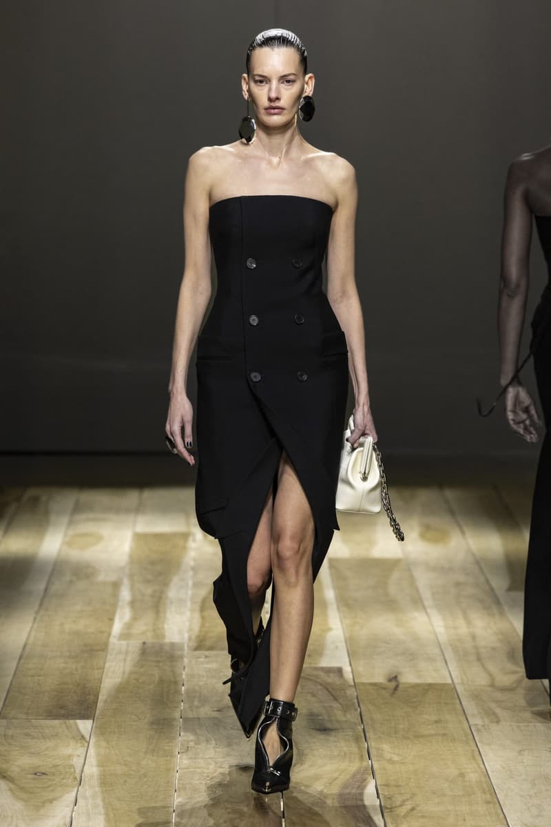 PFW Paris Fashion Week 巴黎時裝週 FW23 2023 秋冬系列 時裝展 時裝週 Alexander McQueen Sarah Burton
