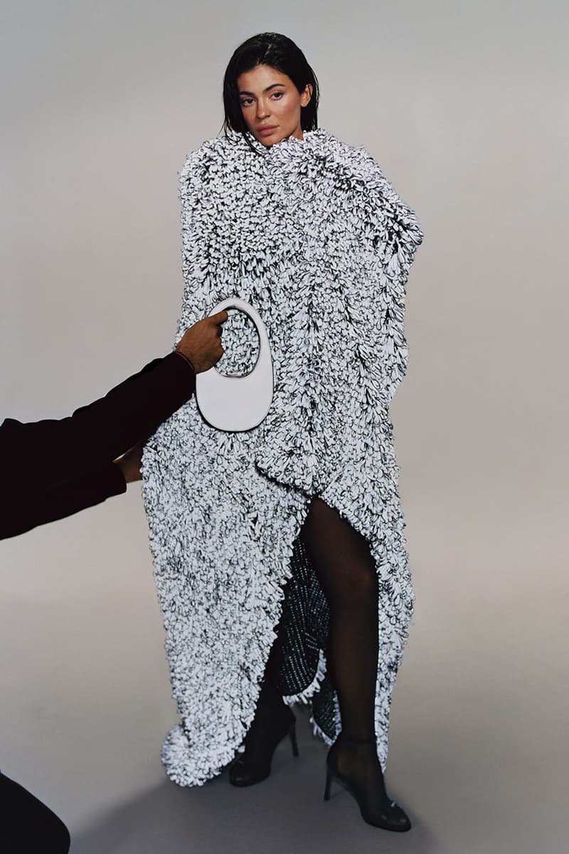 PFW Kylie Jenner Coperni 2023 fw Backstage style
