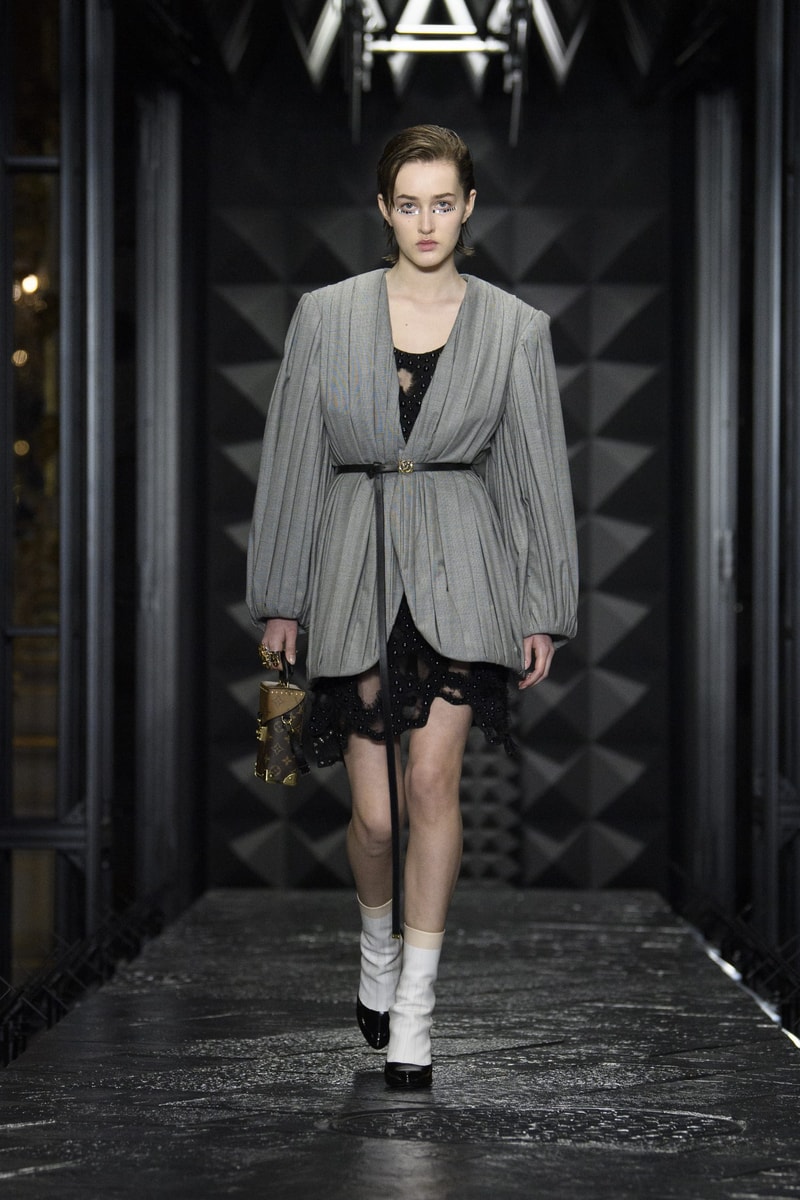 Louis Vuitton 2023fw paris fashion week 