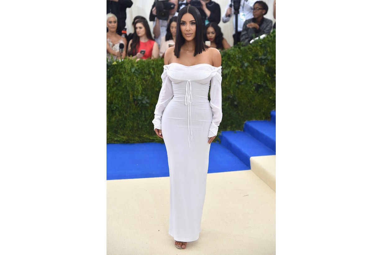 Met Gala Kim Kardashian Kris Kardashian Kylie Jenner Kendall Jenner Khloe Kardashian Kourtney Kardashian 時尚家族