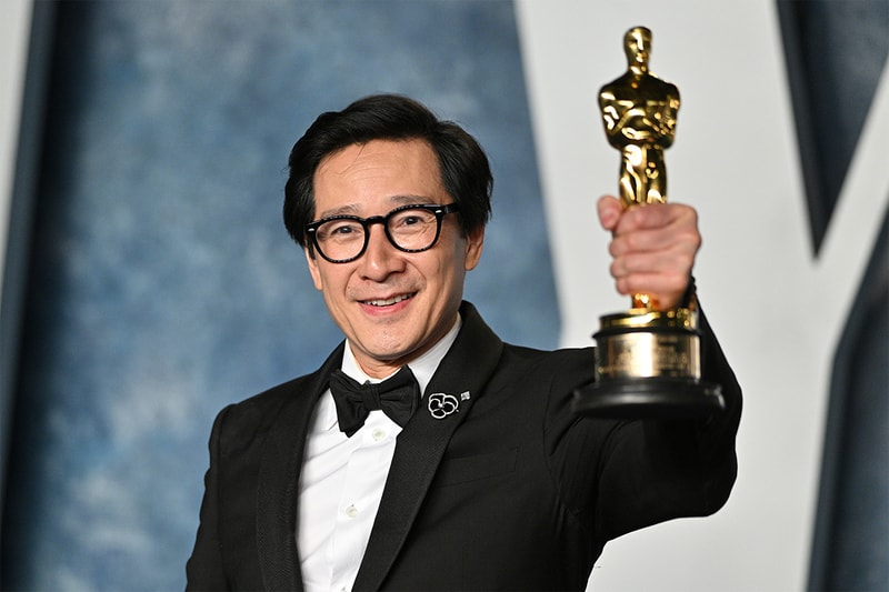 only-giorgio-armani-support-ke-huy-quan-when-he-is-not-famous