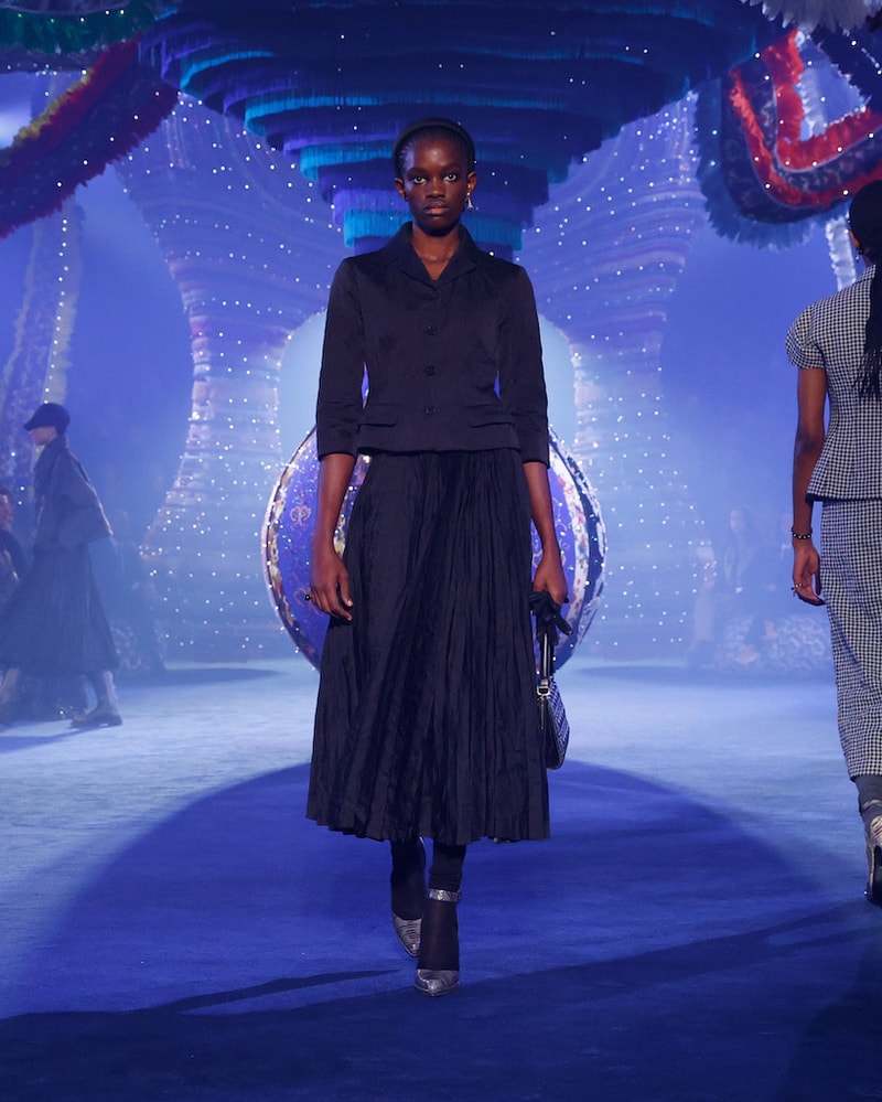 dior-paris-fashion-week-2023-fw-show-report-details-looks