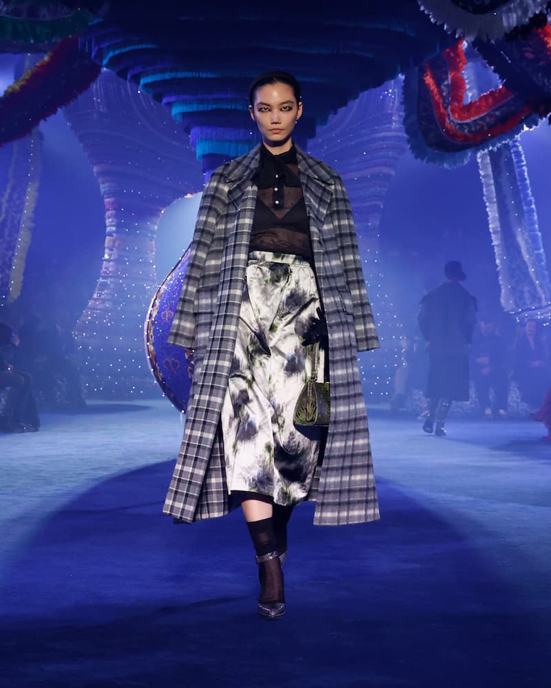 dior-paris-fashion-week-2023-fw-show-report-details-looks