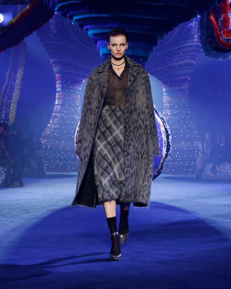 dior-paris-fashion-week-2023-fw-show-report-details-looks