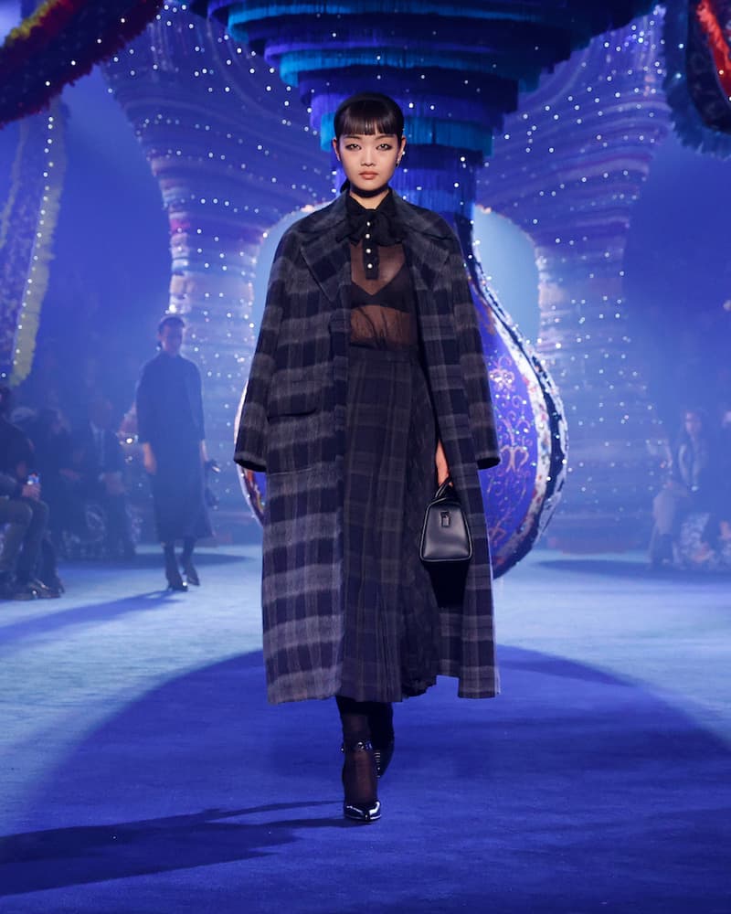 dior-paris-fashion-week-2023-fw-show-report-details-looks