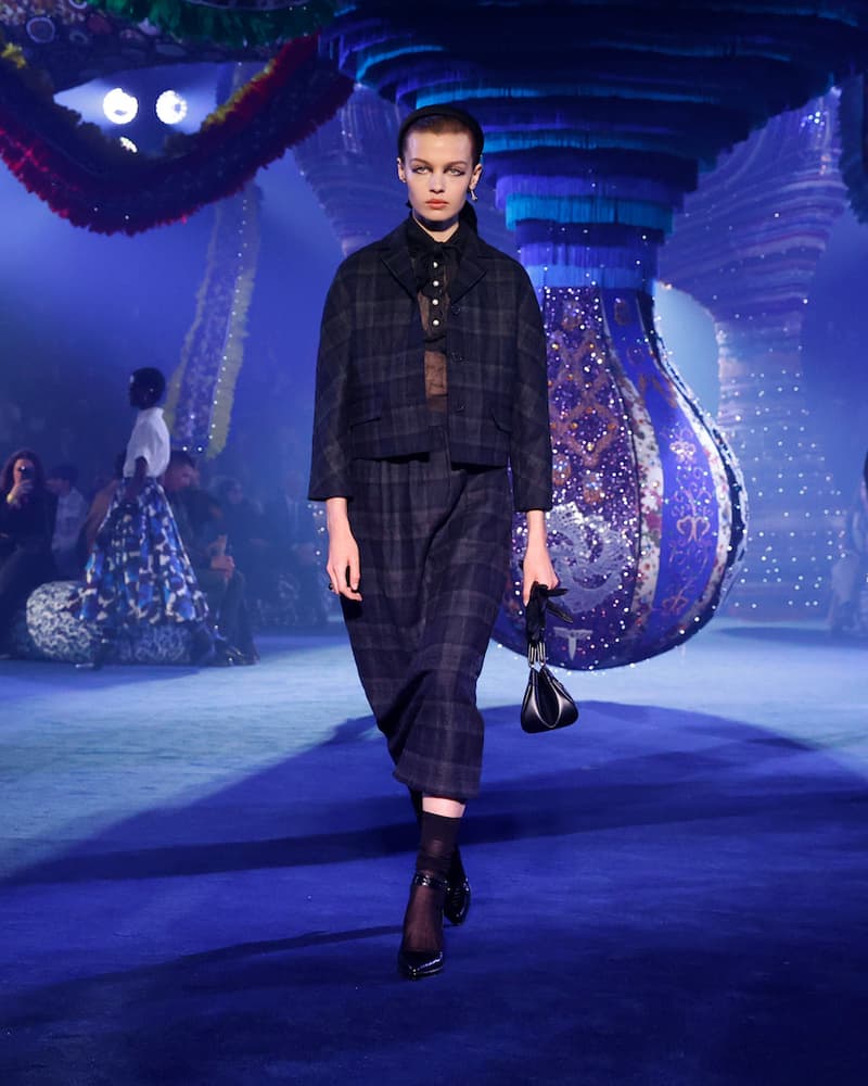 dior-paris-fashion-week-2023-fw-show-report-details-looks