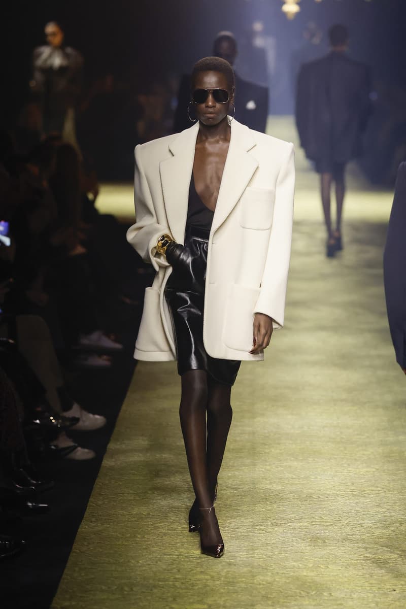 Saint Laurent 2023fw fashion show PFW