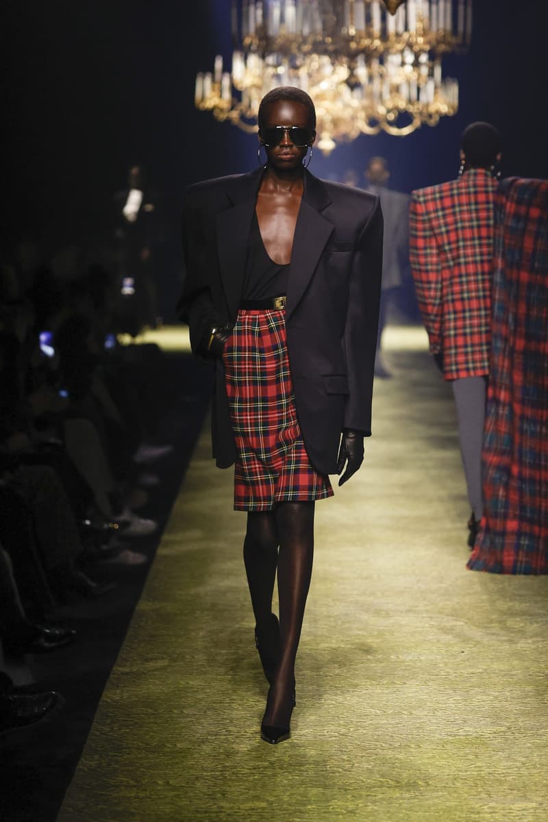 Saint Laurent 2023fw fashion show PFW