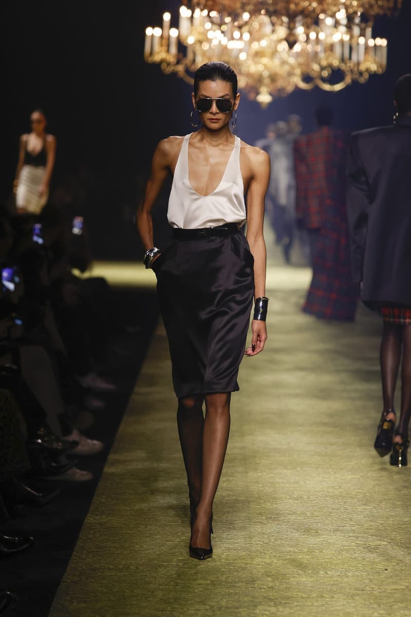 Saint Laurent 2023fw fashion show PFW