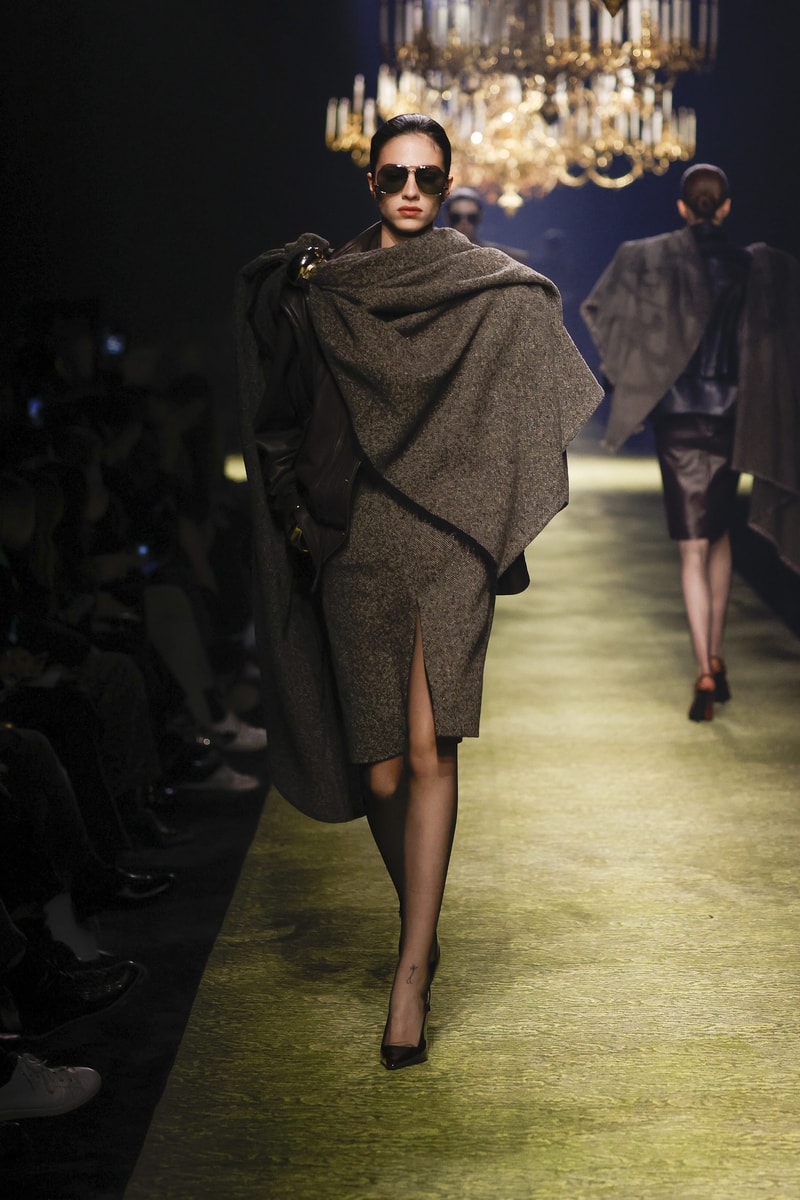 Saint Laurent  2023fw fashion show PFW