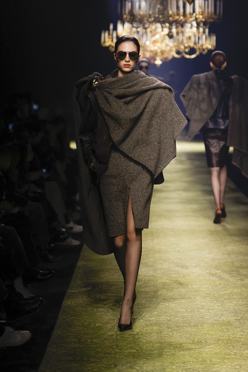 Saint Laurent 2023fw fashion show PFW