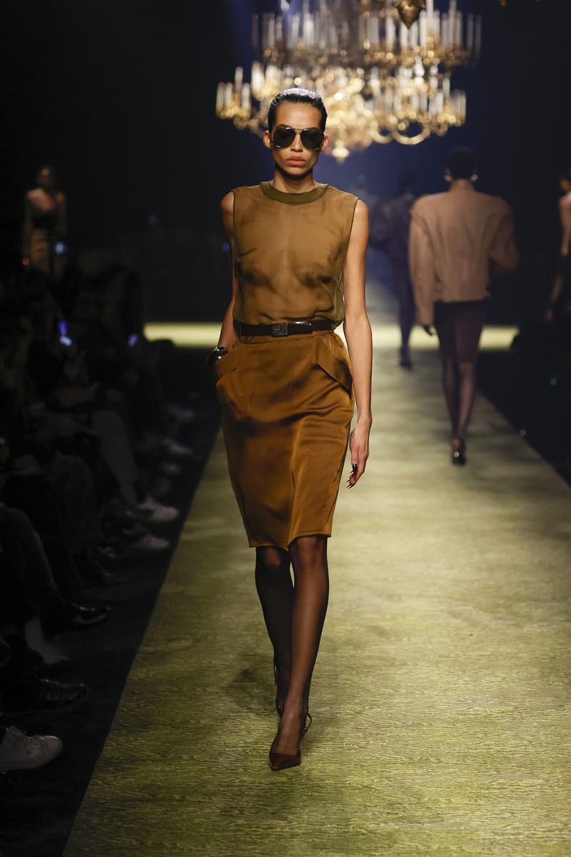 Saint Laurent 2023fw fashion show PFW