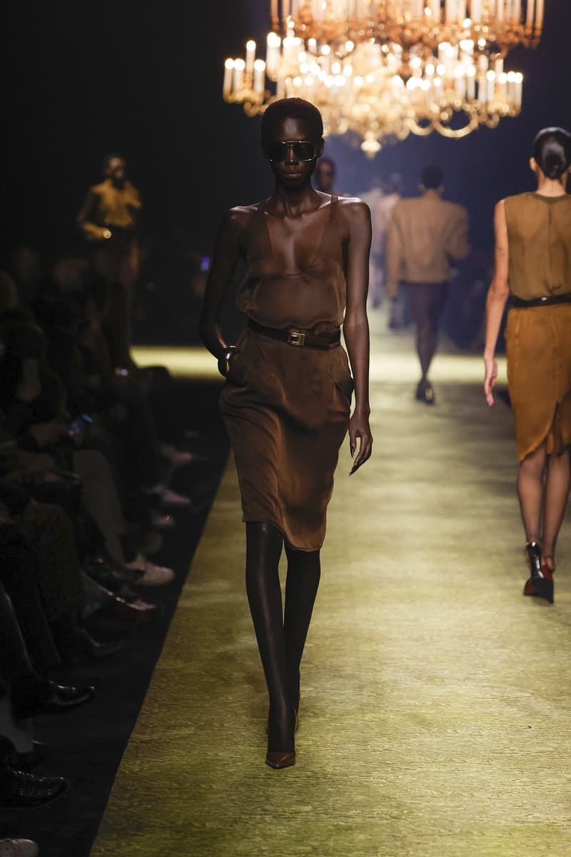 Saint Laurent 2023fw fashion show PFW