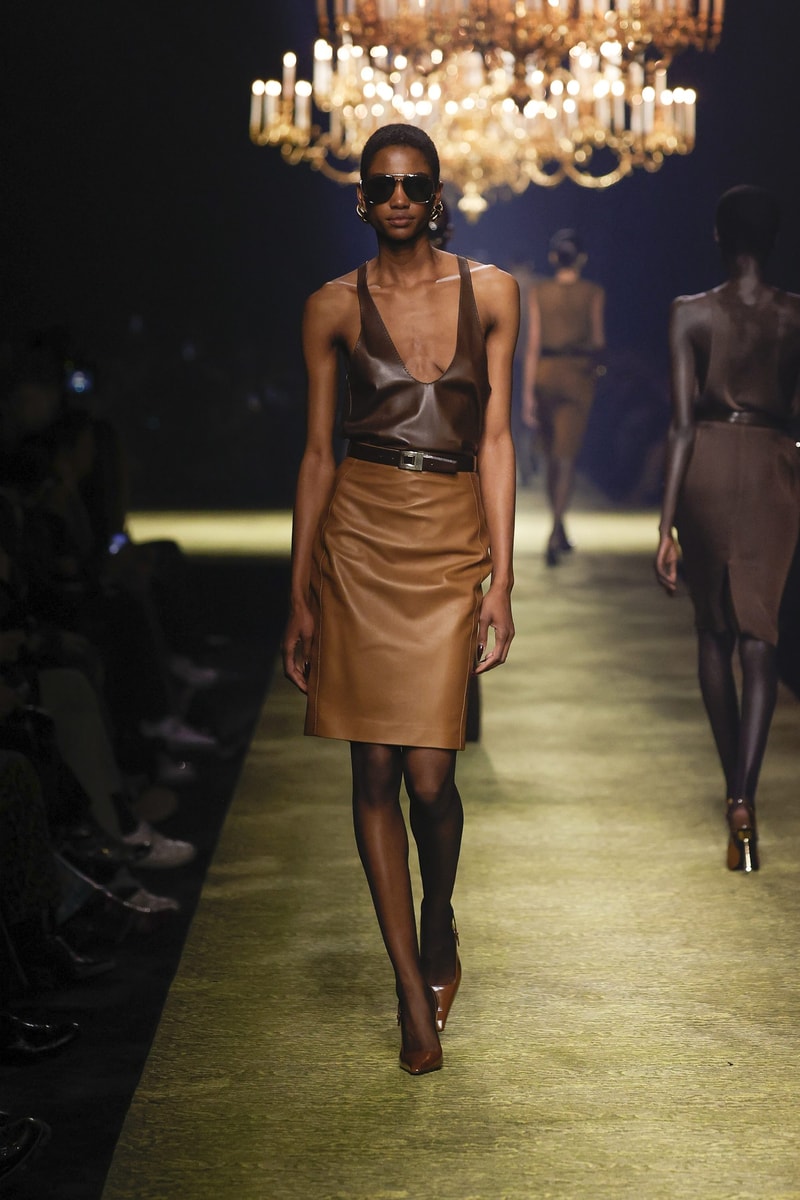 Saint Laurent  2023fw fashion show PFW
