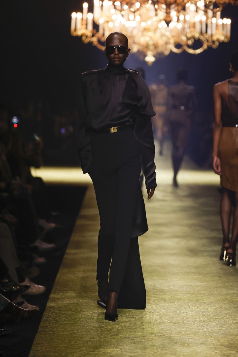 Saint Laurent  2023fw fashion show PFW