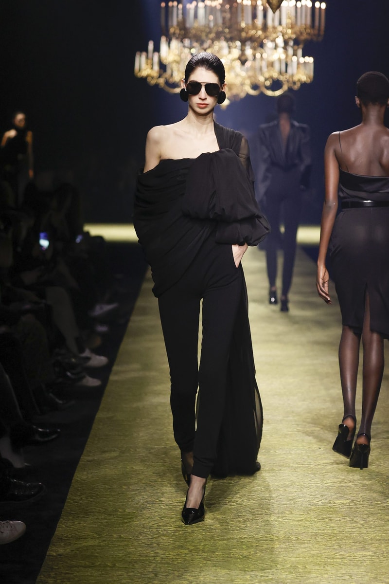 Saint Laurent  2023fw fashion show PFW