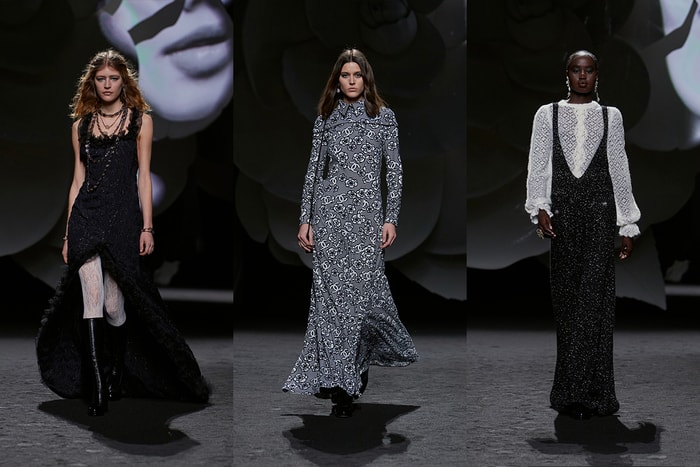 PFW:將經典符碼山茶花,灑落在 CHANEL 2023 秋冬大秀上!