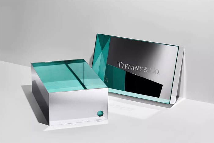 Tiffany & Co. x Nike 聯名系列再次衝上話題榜,攜手推出獨一無二的純銀鞋盒!
