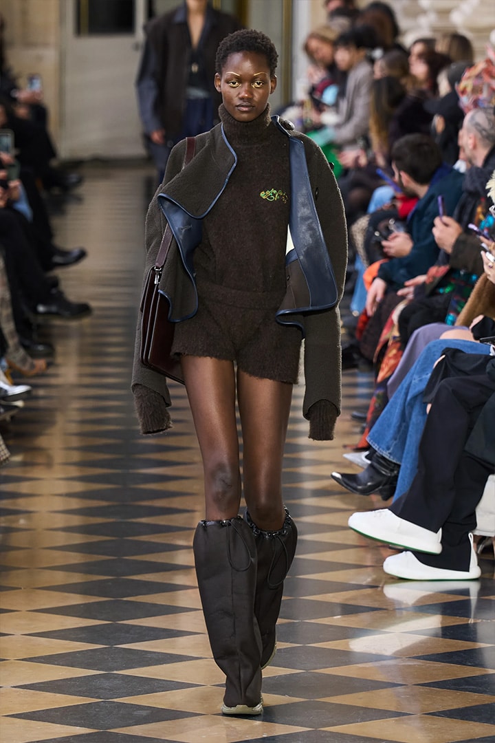 vivienne-westwood-fw23-fashion-show