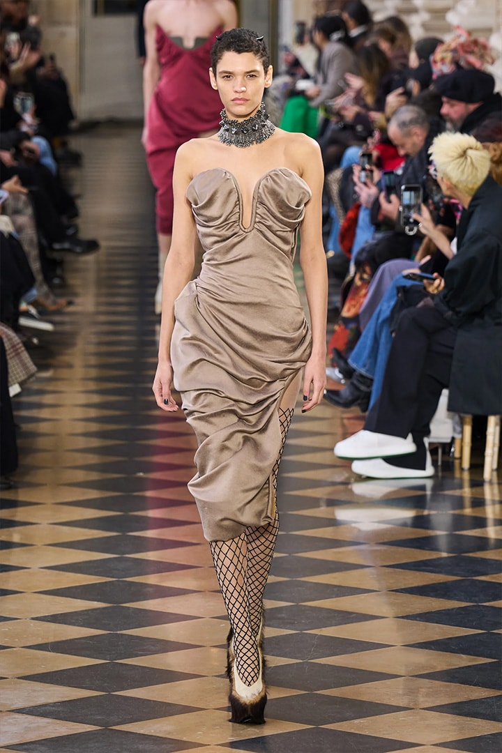 vivienne-westwood-fw23-fashion-show