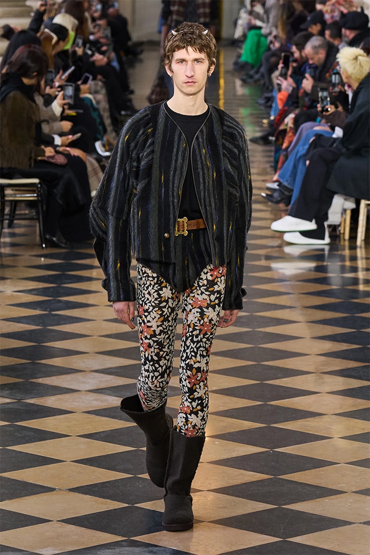 vivienne-westwood-fw23-fashion-show