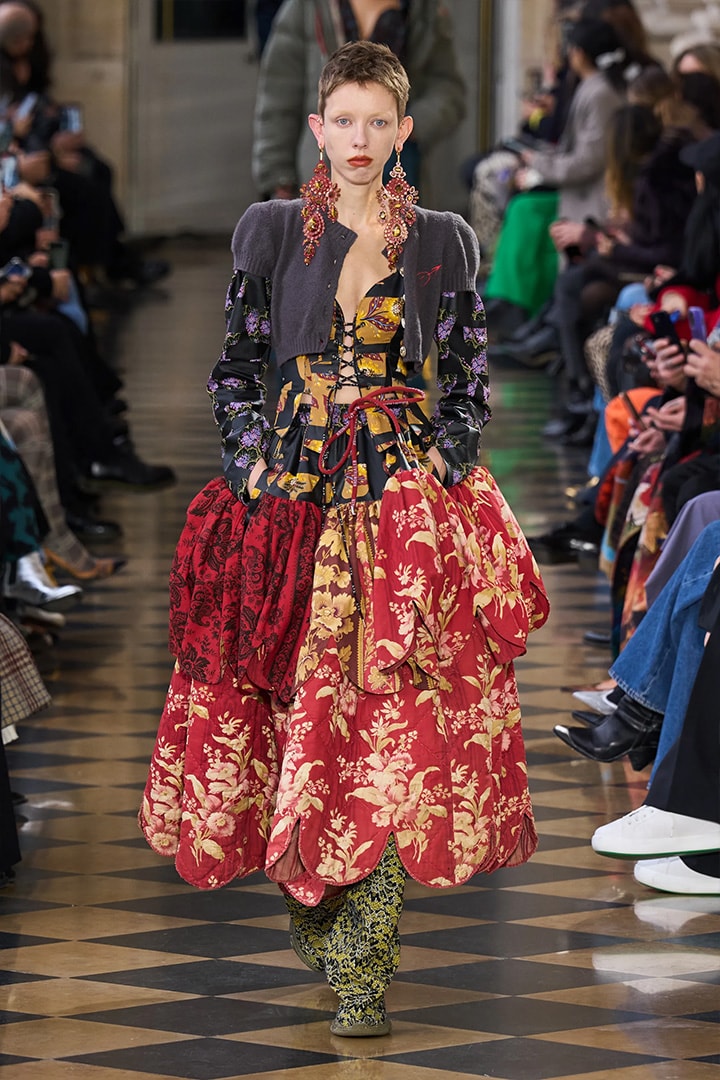 vivienne-westwood-fw23-fashion-show