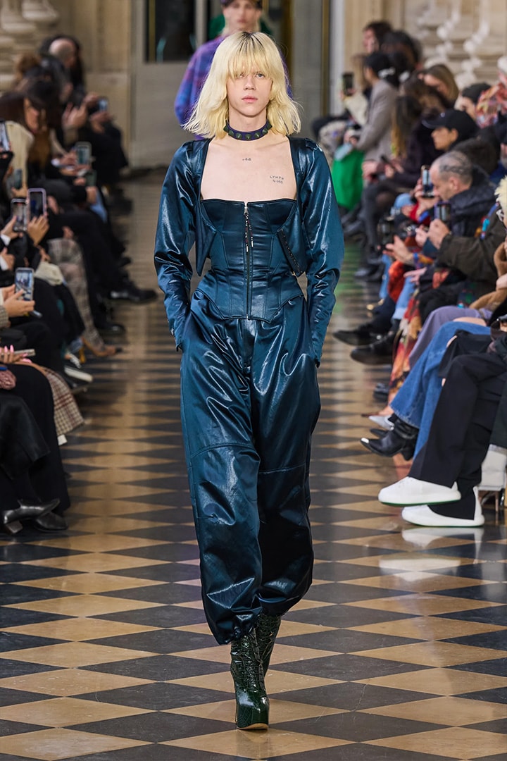 vivienne-westwood-fw23-fashion-show