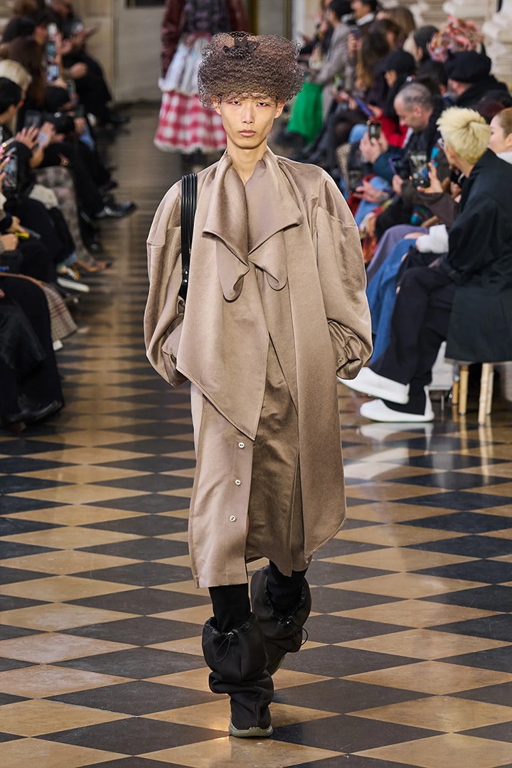 vivienne-westwood-fw23-fashion-show