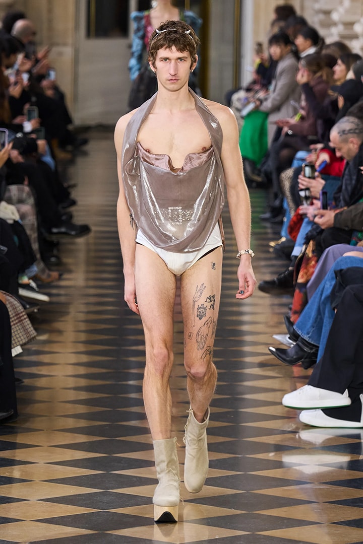 vivienne-westwood-fw23-fashion-show