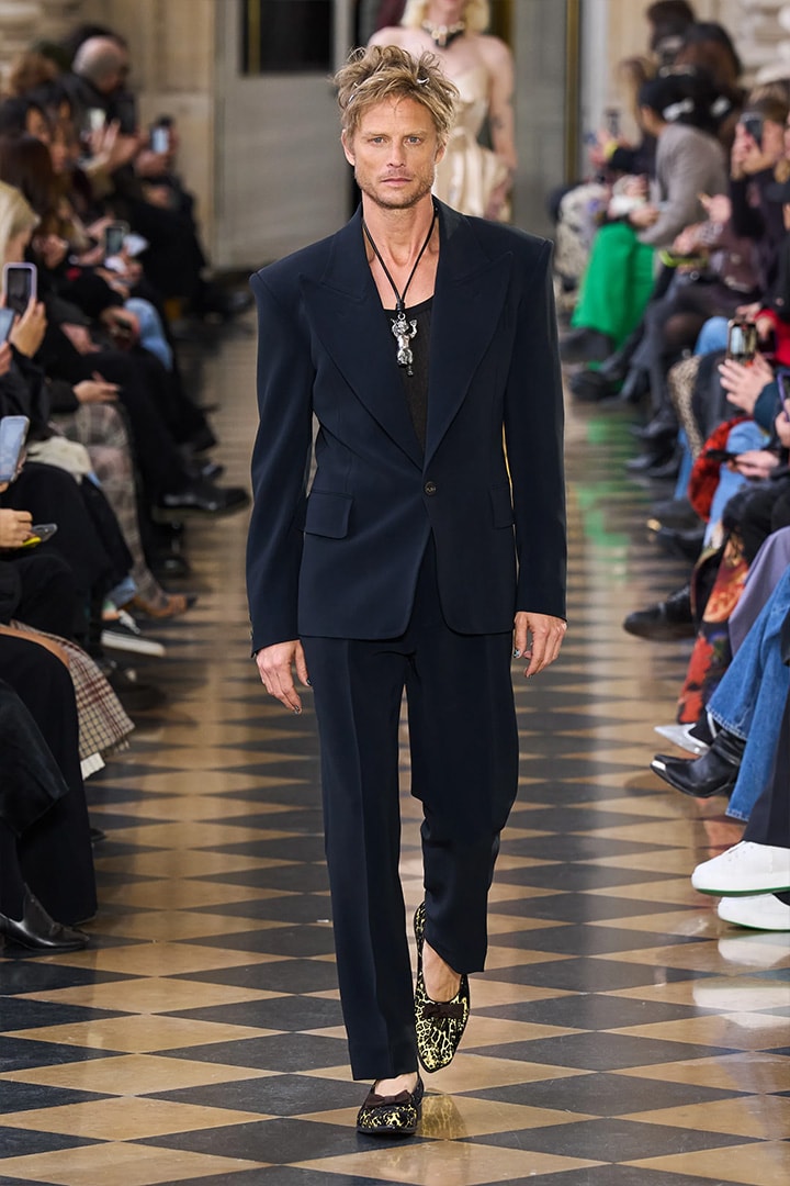 vivienne-westwood-fw23-fashion-show