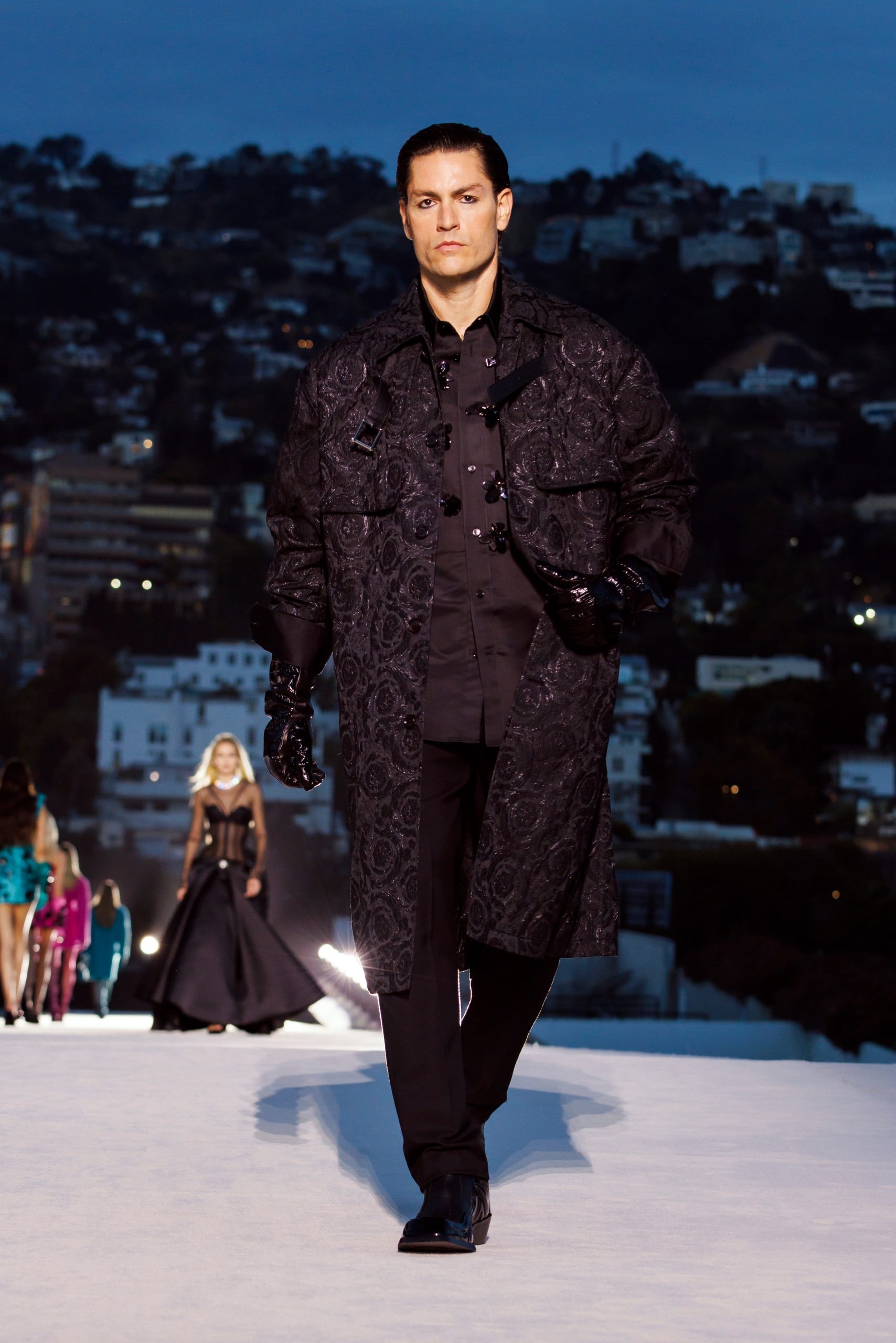 versace 2023fw fashion show